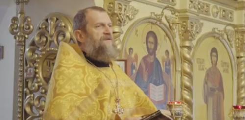Протоиерей Виктор Иванов: Система двойных стандартов мешает людям помогать друг другу