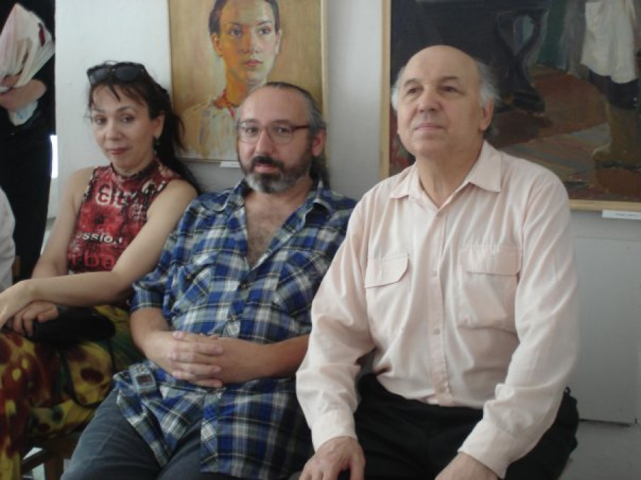 художник И. С. Хайрулинов (справа).