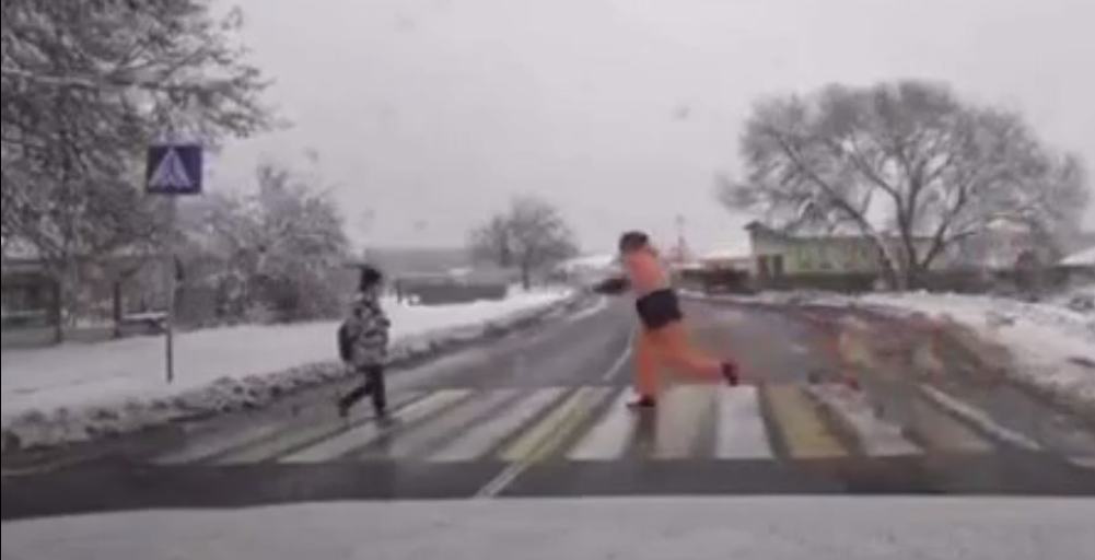 Новости первый 23. 03 24. Очередь за гуманитаркой. 03 24. 03 24.