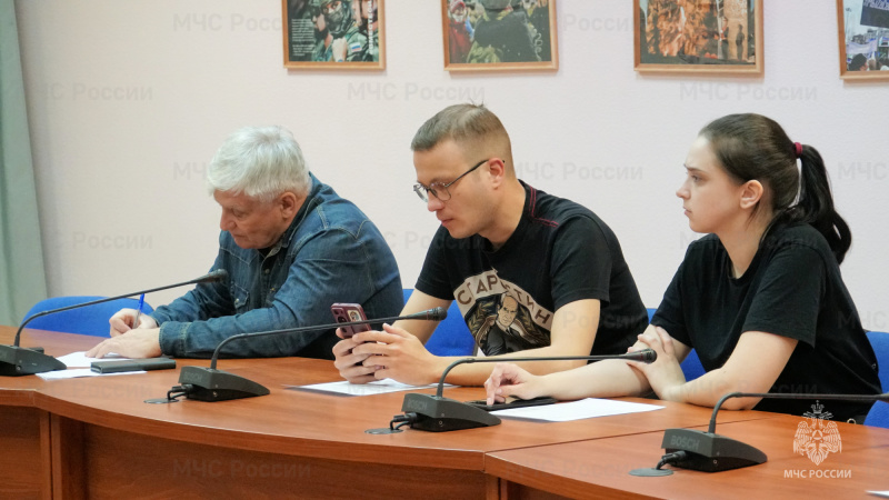 Не допустить пожаров - задача важная, задача общая!