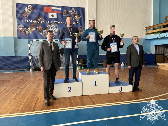 Росгвардейцы взяли серебро на чемпионате по гиревому спорту в Астрахани