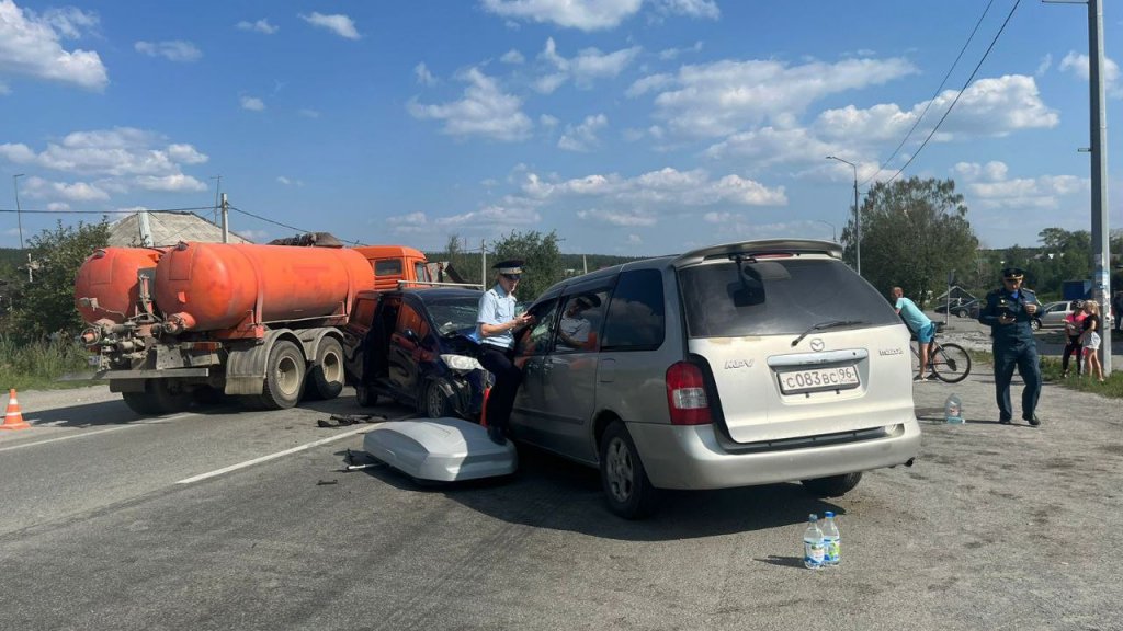 В ГИБДД рассказали подробности смертельной аварии в Первоуральске