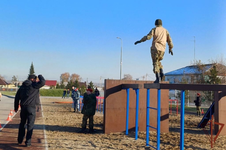 Росгвардейцы в Сибири провели профориентационные и патриотические мероприятия с молодёжью