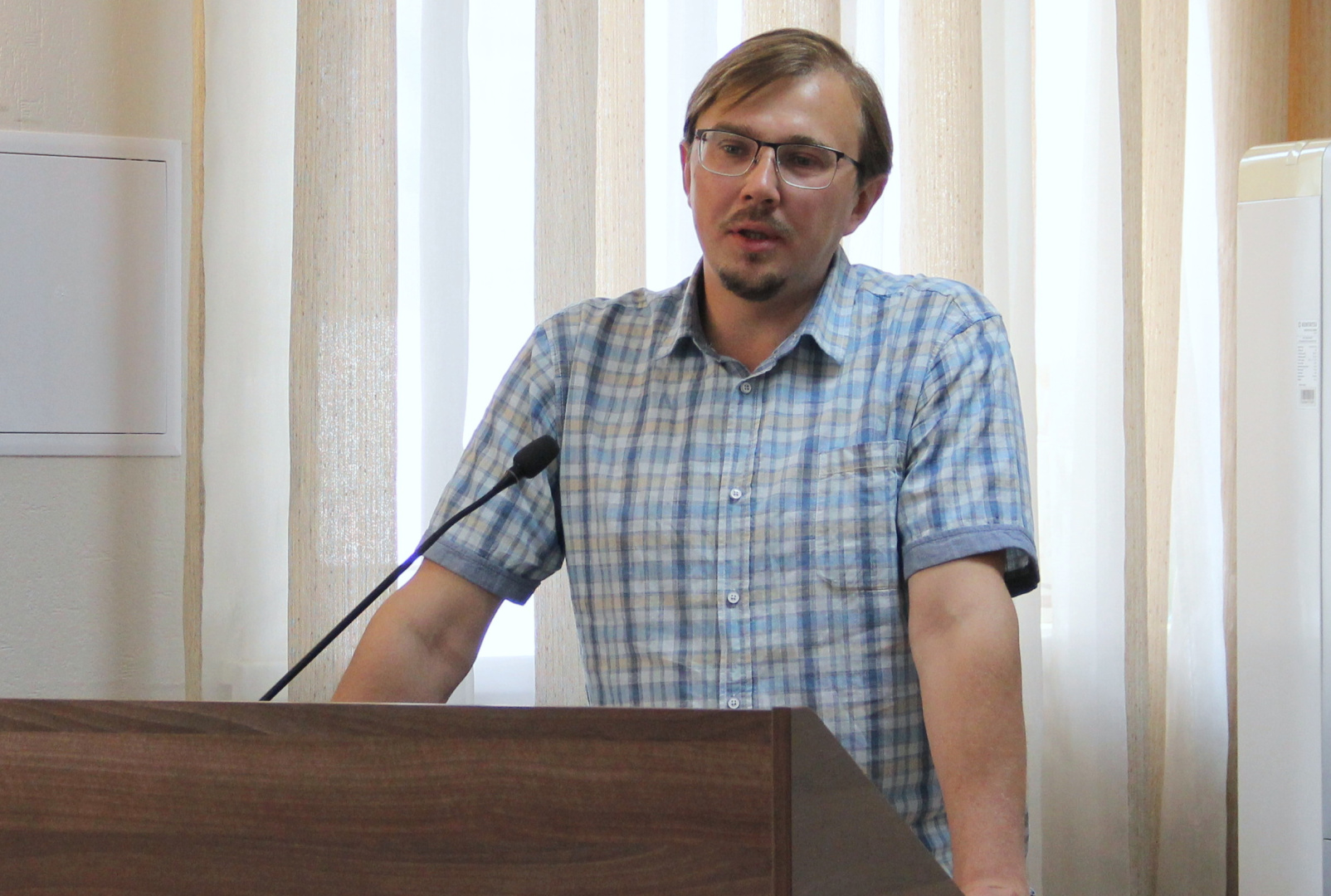 11 ученых. 11 ученых. Аналитическая химия фото. Научные сотрудники в лаборатории. 11 ученых.