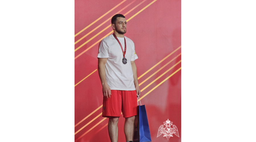 Росгвардеец из Дагестана стал серебряным призером ведомственного чемпионата по боксу
