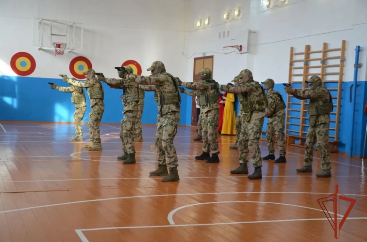 В Новосибирской области Росгвардия приняла участие в межрегиональном форуме военно-патриотических объединений 