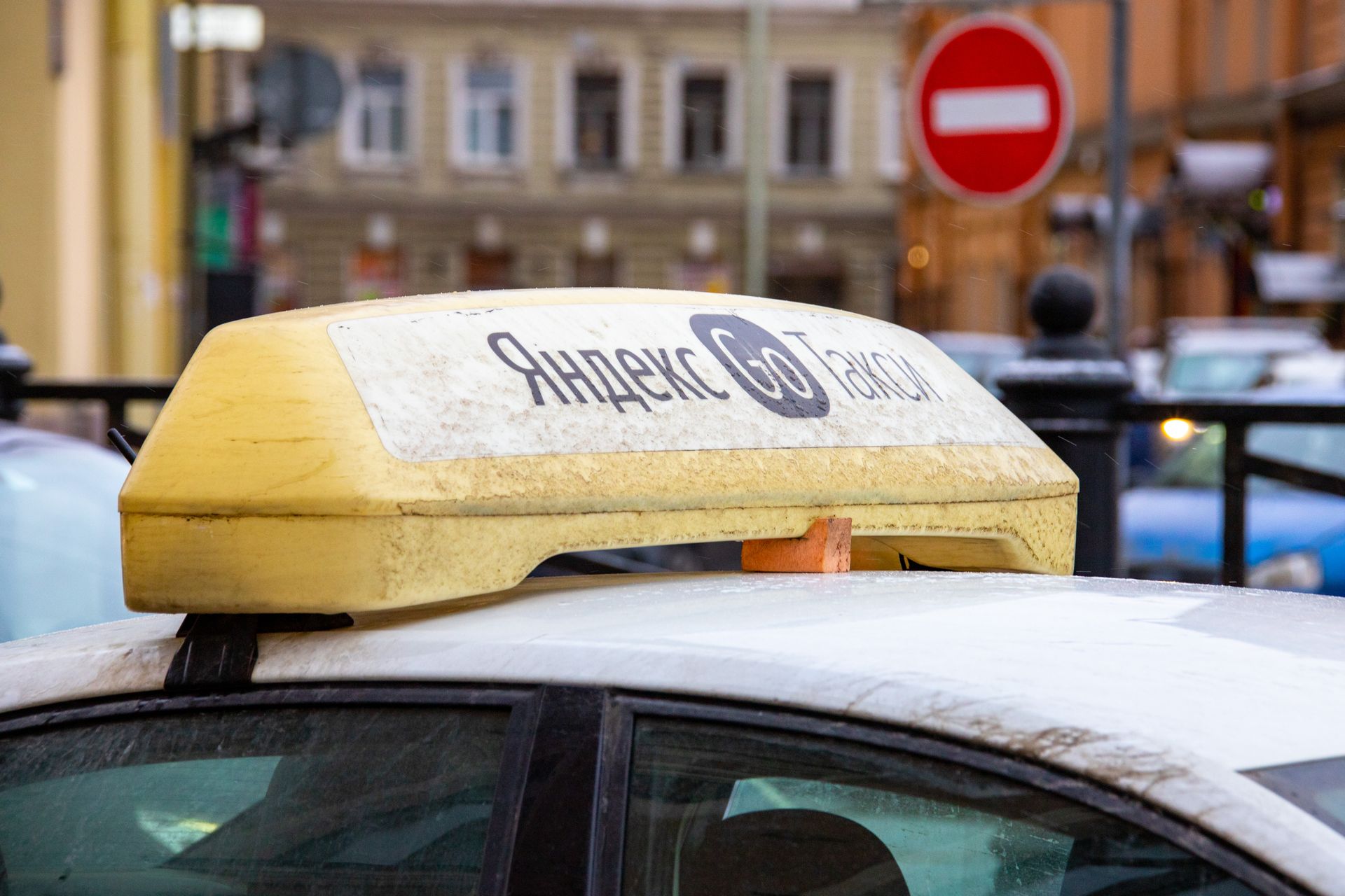 Таксисту не заплатили за проезд