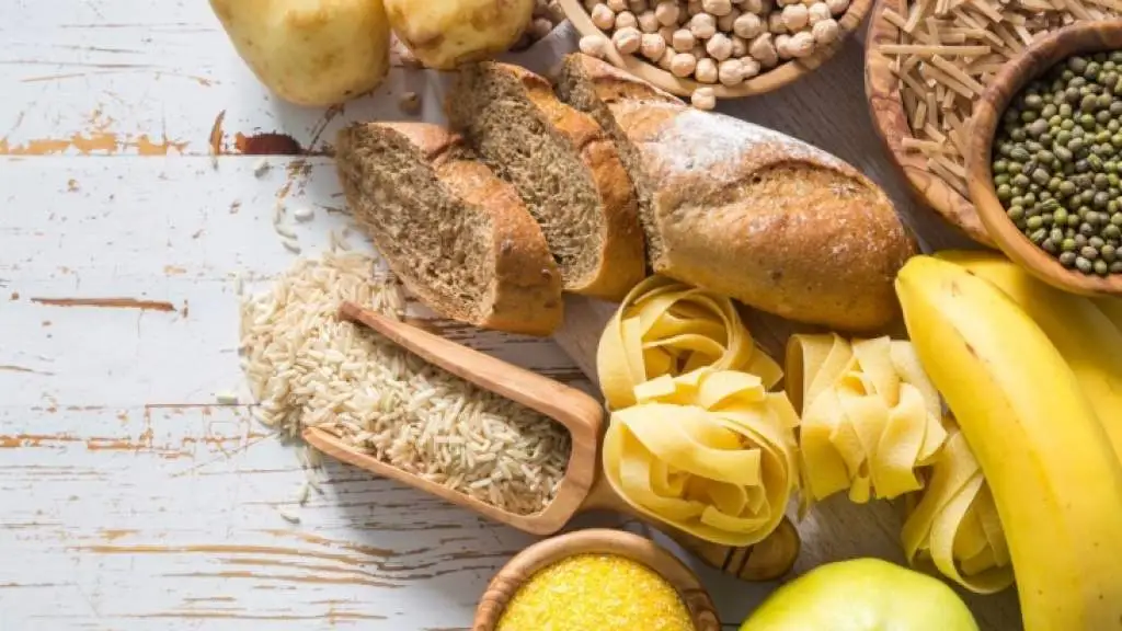 В каких продуктах содержатся углеводы: врач назвал лучшие источники макроэлемента