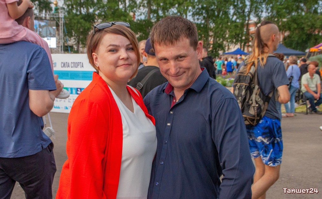 День металлурга заринск 2024 кто приедет. С днем металлурга. День металлурга праздник. День металлурга 2023. Тайшет2023.
