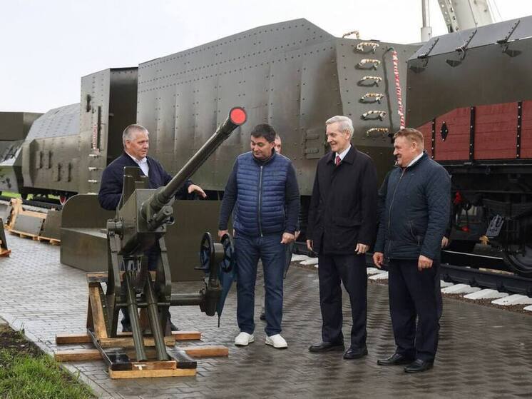 В Ишиме завершают создание памятника бронепоезду «Патриот» к 80-летию Победы