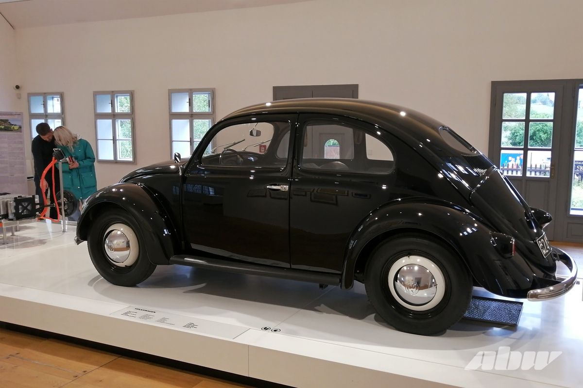 От экспериментов с электричеством до Volkswagen Beetle: 150 лет со дня рождения Фердинанда Порше