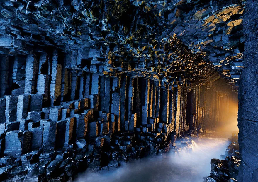 9. Фингалова пещера – Шотландия