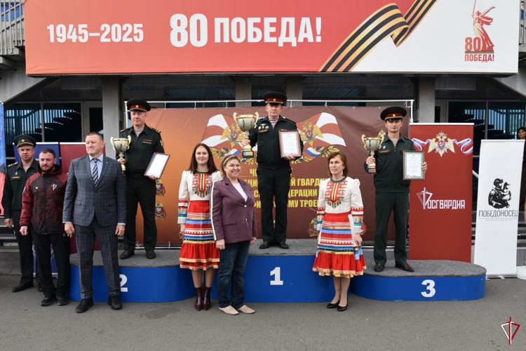 В Удмуртии завершился чемпионат Росгвардии по летнему офицерскому троеборью