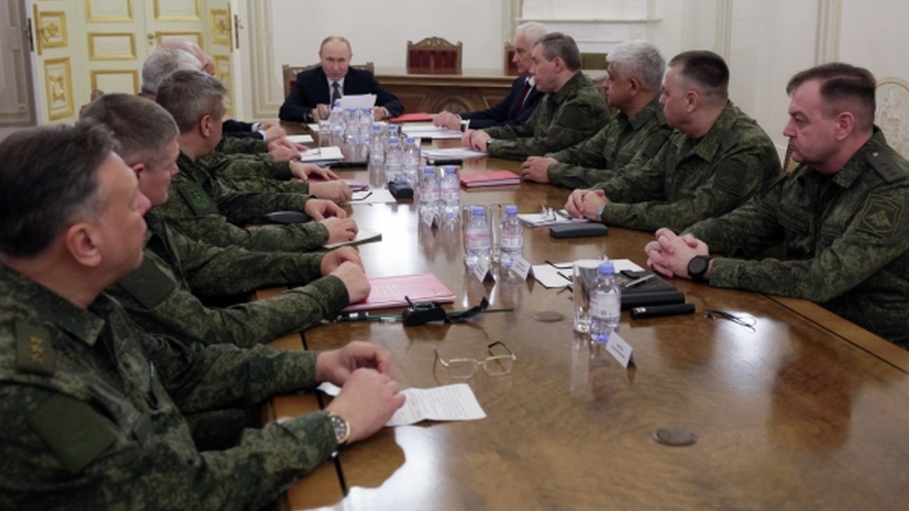 Путин: «Стратегическая инициатива полностью остаётся за Вооружёнными Силами РФ»