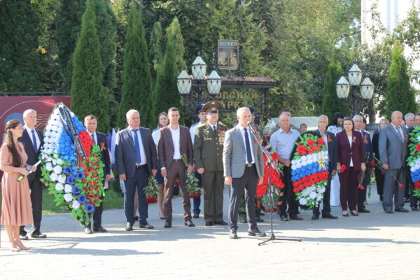 Жители Почепа приветствовали эстафету Вечного огня в День города