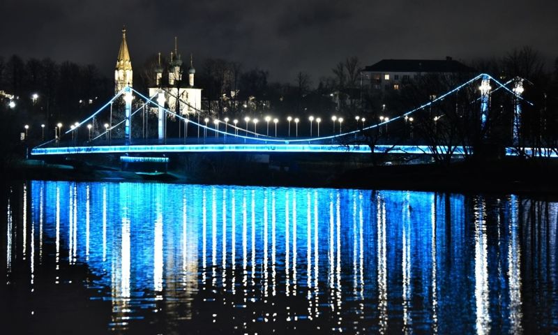 ​Подсветку Даманского моста в Ярославле включили на постоянной основе