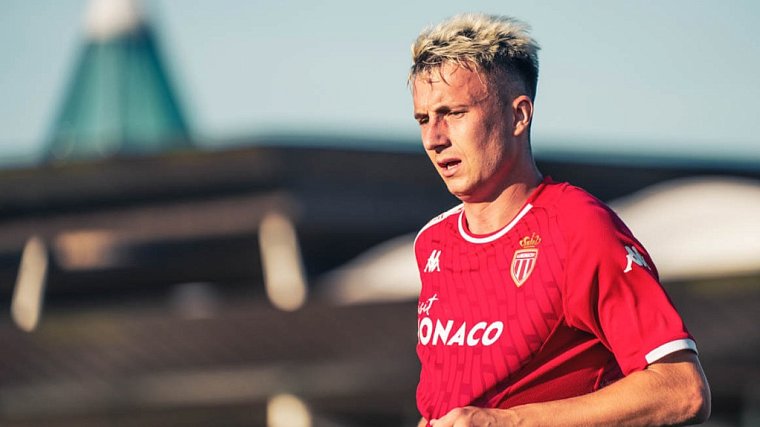 Трезеге: Думаю, Головин останется в «Монако» - фото