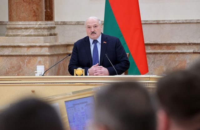 Лукашенко: Россия предлагает Украине приемлемый вариант соглашения