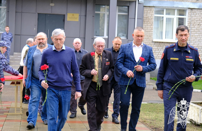 В Твери в региональном управлении Росгвардии поздравили с праздником ветеранов органов внутренних дел и внутренних войск МВД России