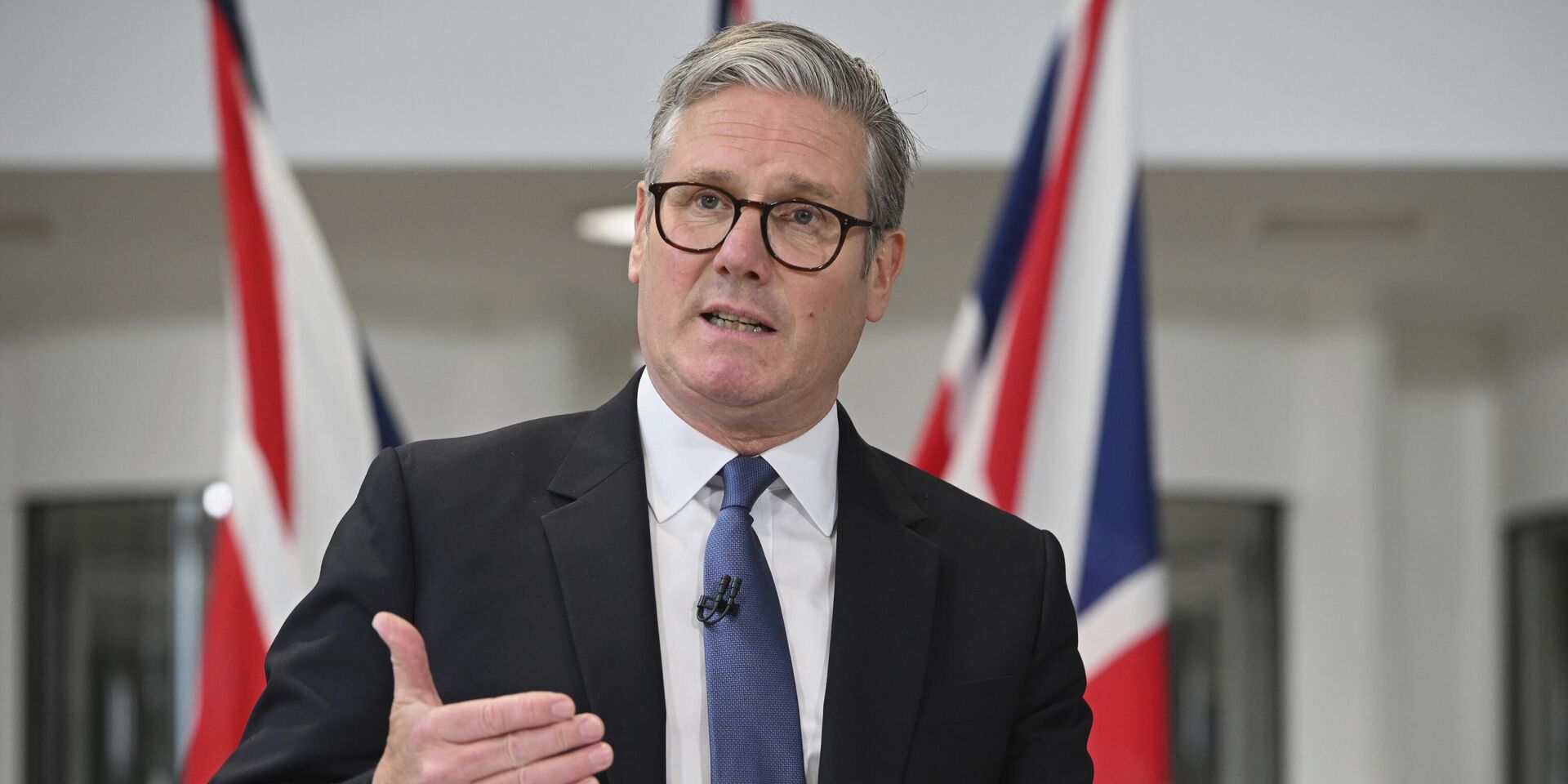 Премьер-министр Великобритании Кир Стармер выступает на пресс-конференции - ИноСМИ, 1920, 12.01.2026