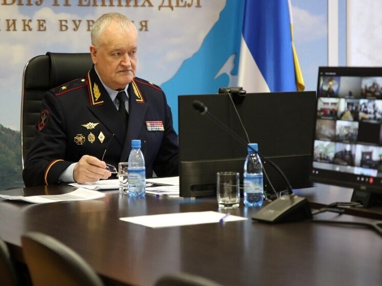 «Измена Родине»: министр МВД Бурятии назвал учителям ключевые фразы мошенников