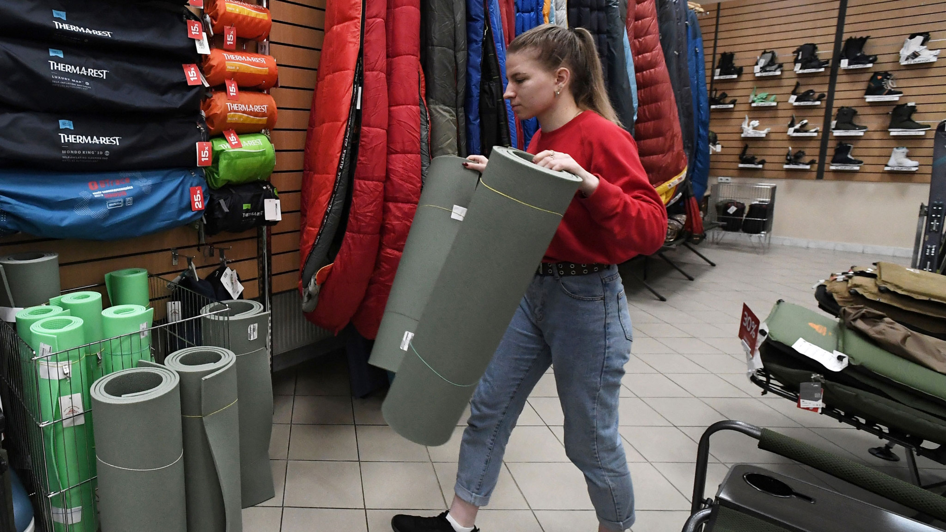 какой магазин открыли вместо декатлона. декатлон спорт. какой магазин открыли вместо декатлона. какой магазин открыли вместо декатлона. декатлон персонал.