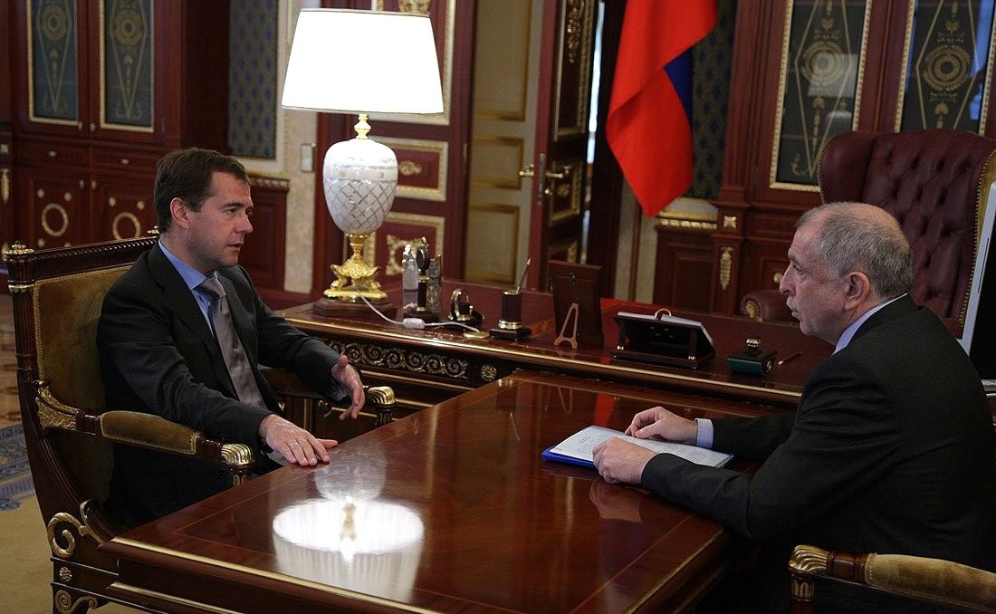 Клебанов (справа) на встрече с президентом Дмитрием Медведевым в 2010 году