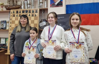 Призёрами регионального этапа соревнований по шахматам стали школьники из Елизова на Камчатке 0