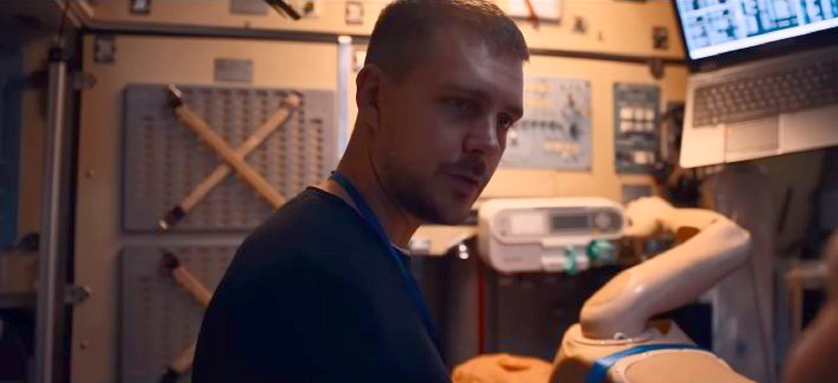 Вызов отзывы иностранцев. Фильмы про космос. Вызов» / defiance (2008). Вызов 2008. Вызов 2008.