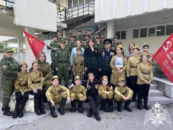В преддверии Дня Победы росгвардейцы приняли участие в патриотической акции 