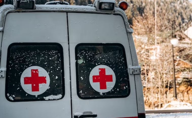 На пожаре в мебельном цеху в Южном Бутово погиб один человек