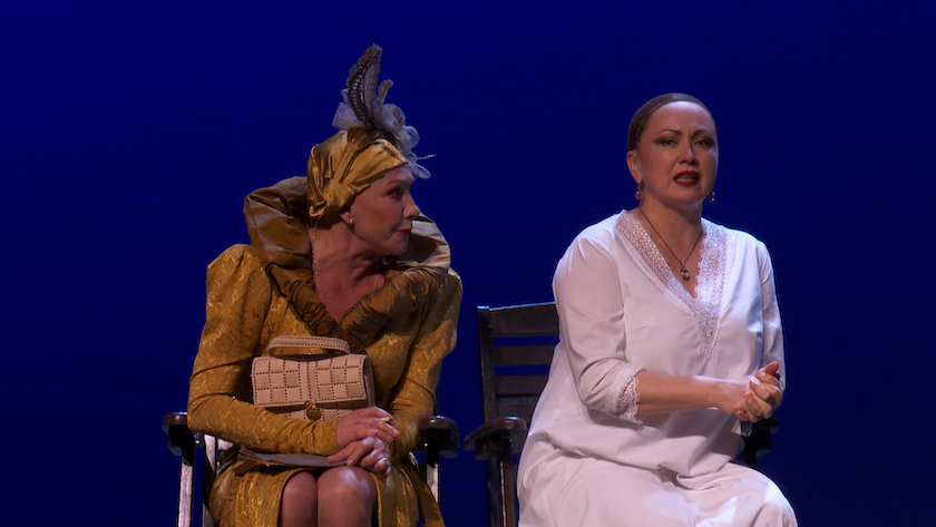 Магия «Соперниц» держала амурских зрителей в напряжении до последней минуты спектакля - gtrkamur.ru