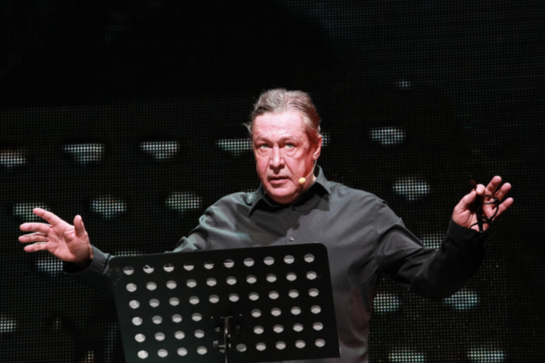 Михаил Ефремов