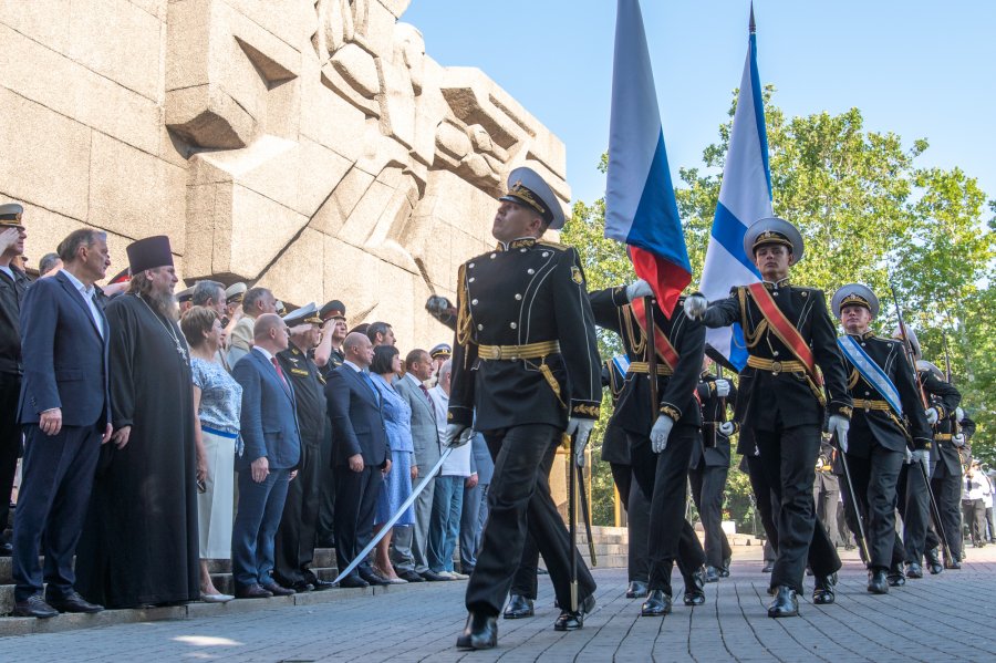 Севастополь отмечает День Военно-Морского Флота 