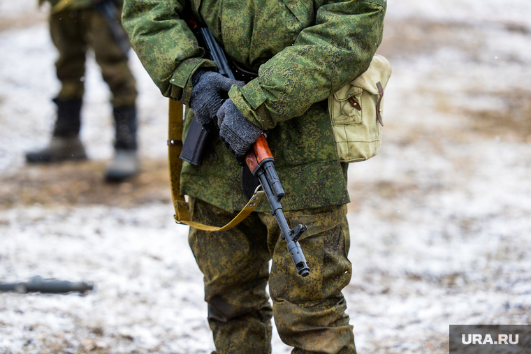 Боевое слаживание мобилизованных на Чебаркульском полигоне ЦВО. Челябинская область, учения, армия, военные, солдаты, оружие, вооружение, война, бойцы, боевые действия, полигон, сво, боевое слаживание