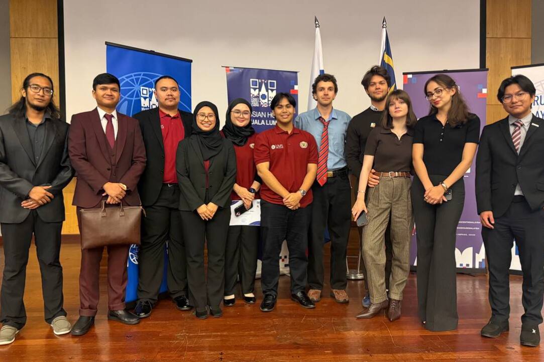 Студенты Питерской Вышки выступили на дипломатической конференции в Малайзии