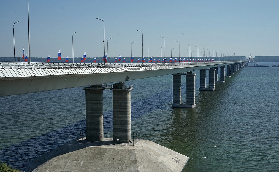 Церемония открытия автодорожного обхода Тольятти. Мост через Волгу.