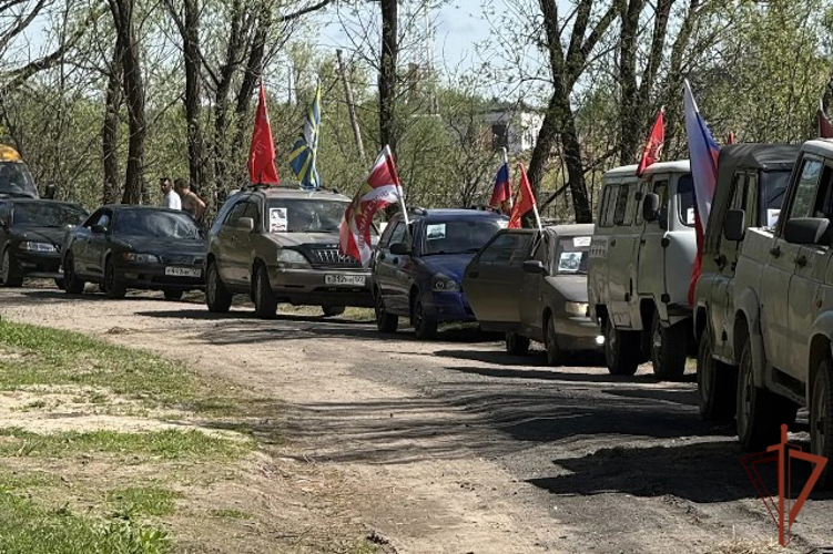 Росгвардейцы в регионах Сибири приняли участие в патриотических акциях ко Дню Победы