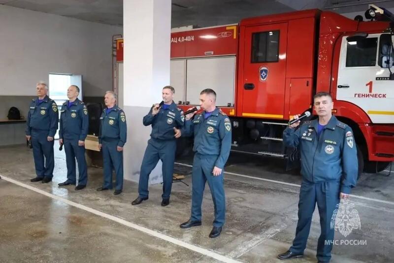 Агитбригада ветеранов МЧС России с концертной программой посетила Херсонскую область