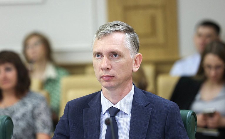 Совещание Комитета СФ по экономической политике по вопросу консервации объектов культурного наследия, находящихся в неудовлетворительном состоянии, относящихся к федеральной собственности