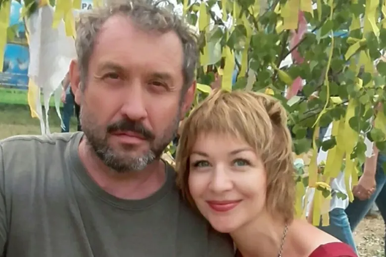 Стало известно, почему пропавшие Усольцевы оставили деньги в авто