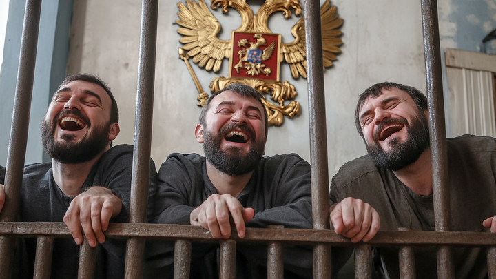 Операция Нелегал завершена. Следователи завели тысячи дел. Назван следующий шаг