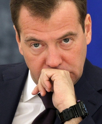 Медведев допустил национализацию имущества ушедших из России компаний