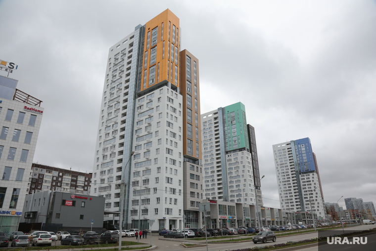 Виды города. Пермь, жилой дом, новостройки, новый центр