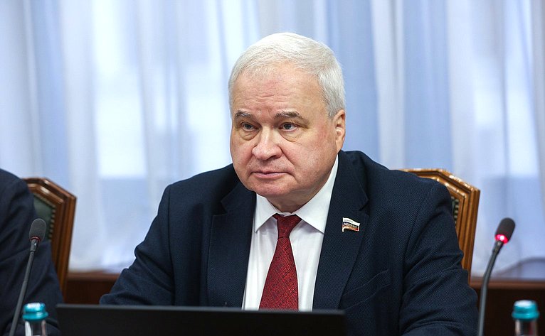 Андрей Денисов