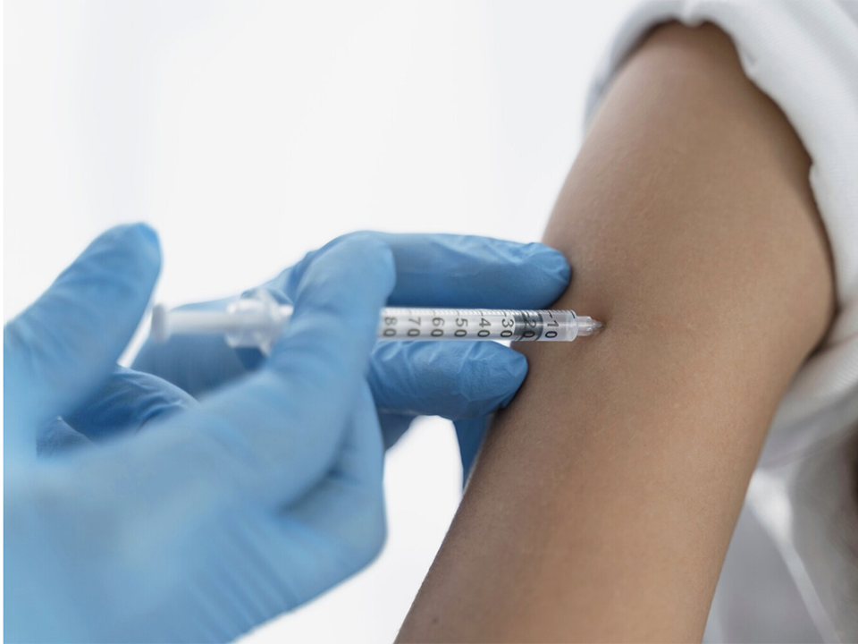 В Котельниках проводится вакцинация девочек-подростков против вируса папилломы
