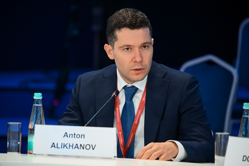 Алиханов