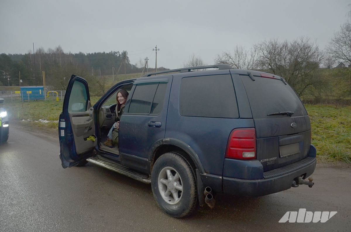 «За сегодня остановили двоих на «лете» – оба повторно»: съездили в рейд по шинам с ГАИ