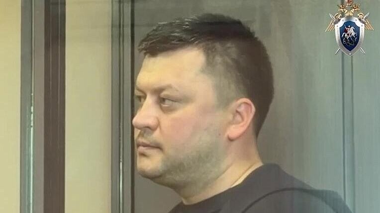 Госпитализированный мэр Уфы лежит в одиночной палате, рассказал адвокат