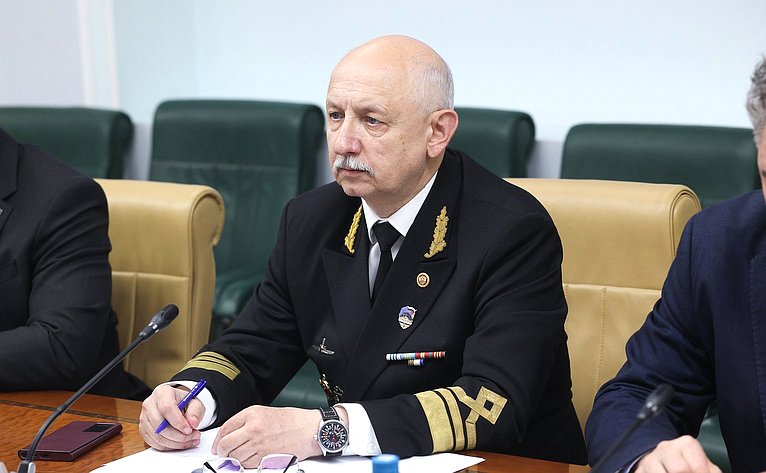 Совещание Комитета Совета Федерации по федеративному устройству, региональной политике, местному самоуправлению и делам Севера совместно с Советом по вопросам развития Дальнего Востока, Арктики и Антарктики при СФ